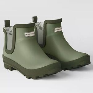 NWT Smith & Hawken Rubber Gardening Boots Green Size 8